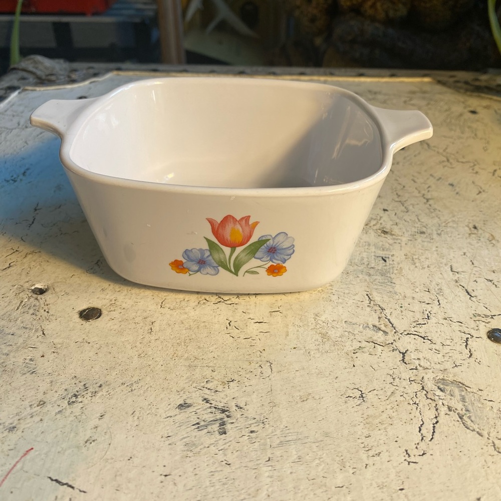 Corning Ware Petite Pan Fresh Cut 2 3/4 Cups